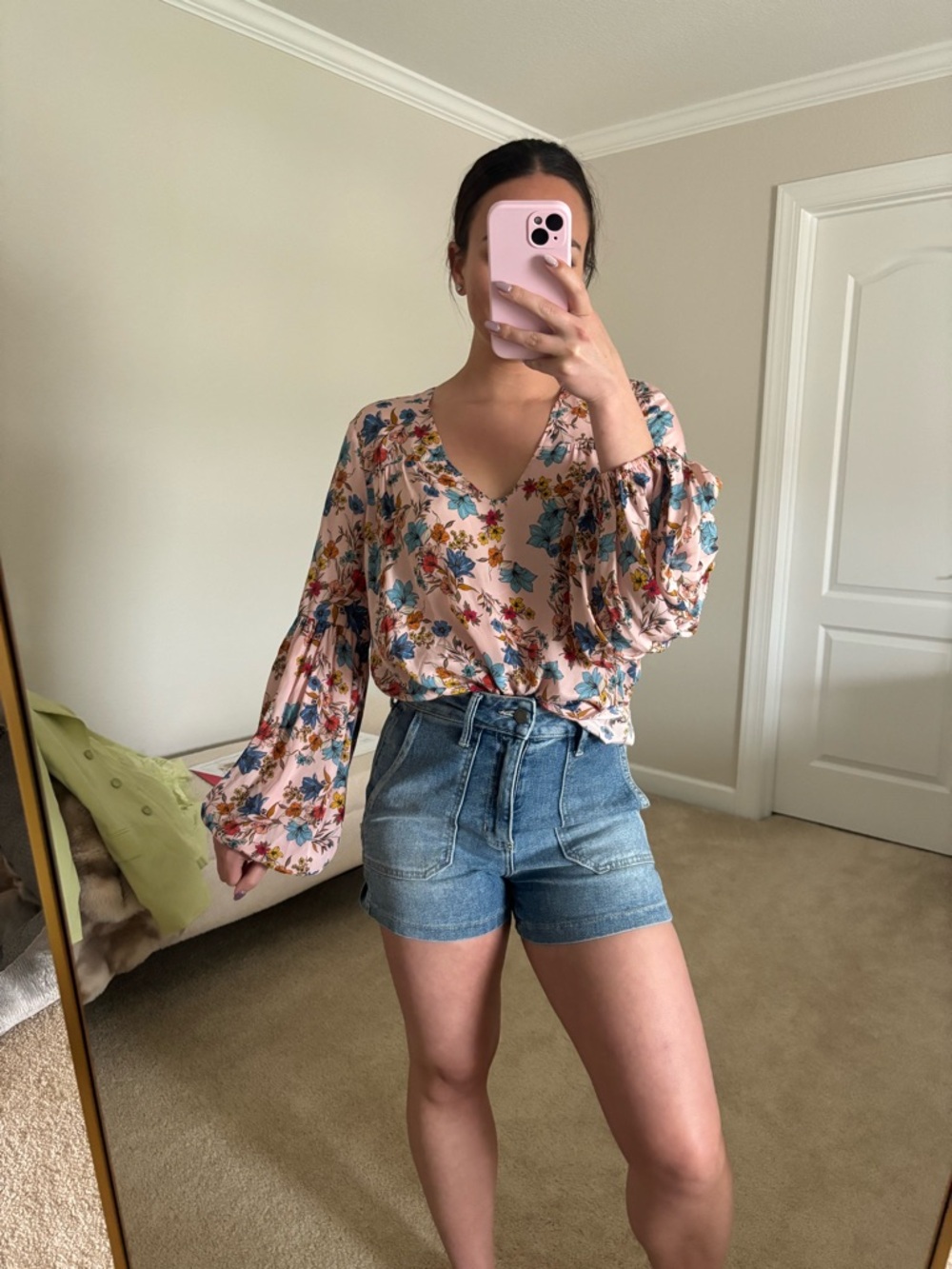 Floral V-Neck Blouse in Blush Pink
